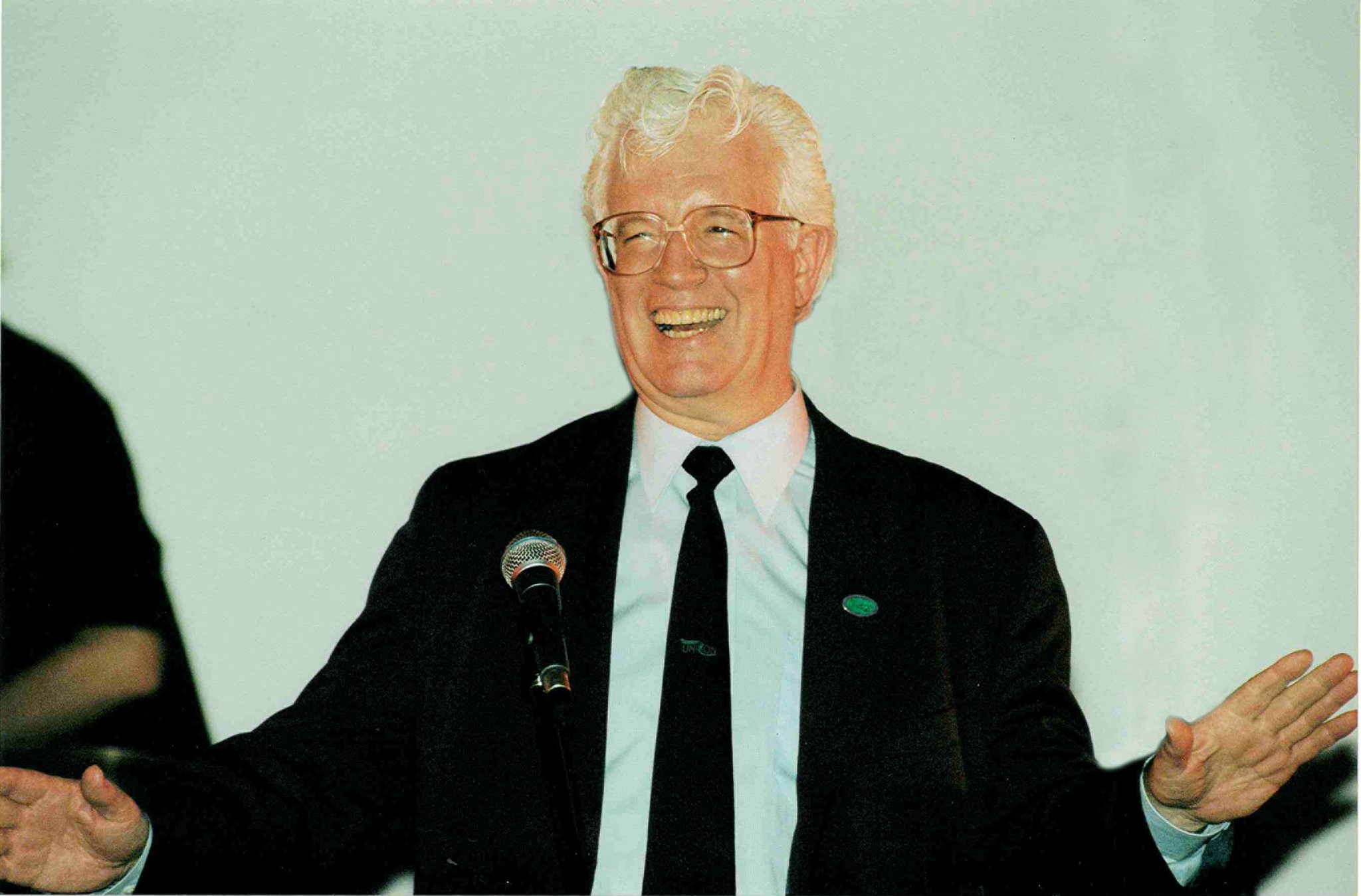 Rodney_Bickerstaffe.jpg